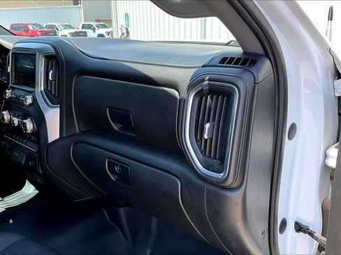 Used 2022 GMC Sierra 2500 SLE w/ SLE Convenience Package AWD/4WD image 19