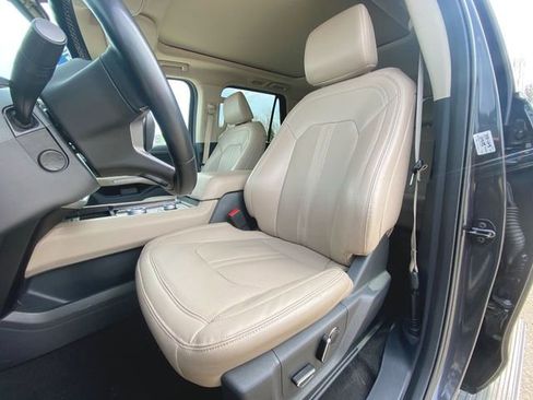 Used 2024 Ford Expedition Limited AWD/4WD image 20