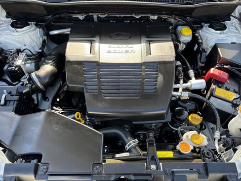 Certified 2023 Subaru Forester Limited AWD/4WD image 6
