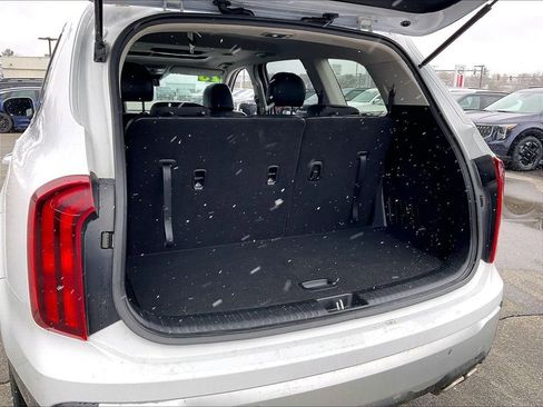 Used 2023 Kia Telluride S w/ S Sunroof Package image 36