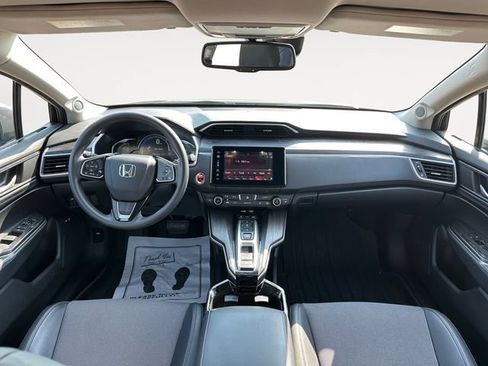 Used 2018 Honda Clarity Plug-In Hybrid image 10