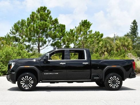 Used 2026 GMC Sierra 2500 Denali Ultimate w/ Max Trailering Package AWD/4WD image 29