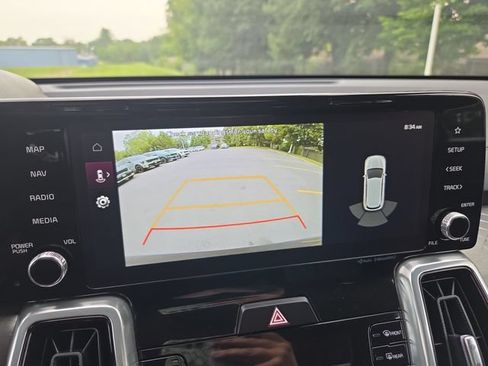 Certified 2023 Kia Sorento SX AWD/4WD image 26
