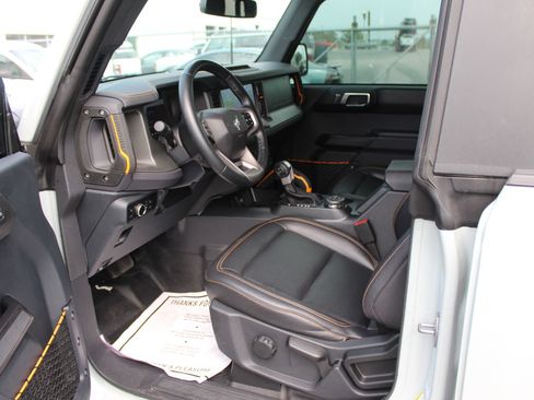 Used 2024 Ford Bronco Badlands AWD/4WD image 10