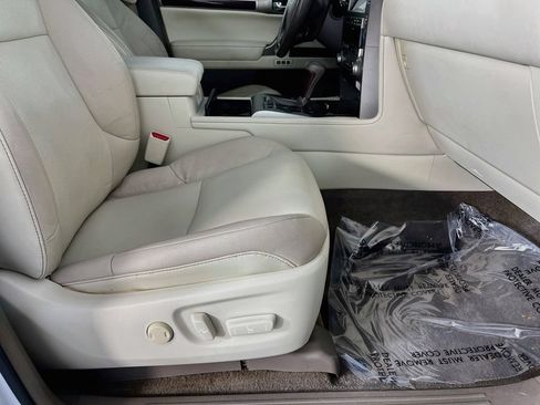 Used 2019 Lexus GX 460 Premium w/ Premium Package AWD/4WD image 36