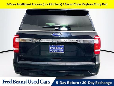 Used 2021 Ford Expedition XLT image 7