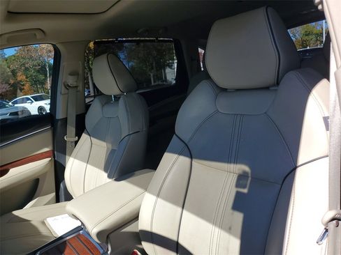 Used 2018 Acura MDX FWD w/ Advance Package image 19