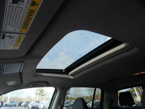 Used 2023 Honda Ridgeline RTL-E image 11