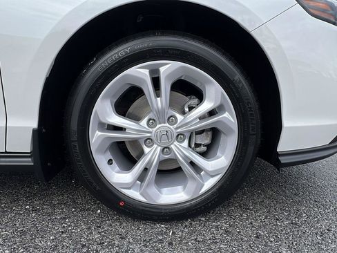 New 2025 Honda Accord LX image 11