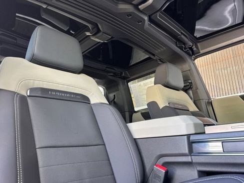 New 2026 GMC Hummer EV 4x4 Crew Cab image 16
