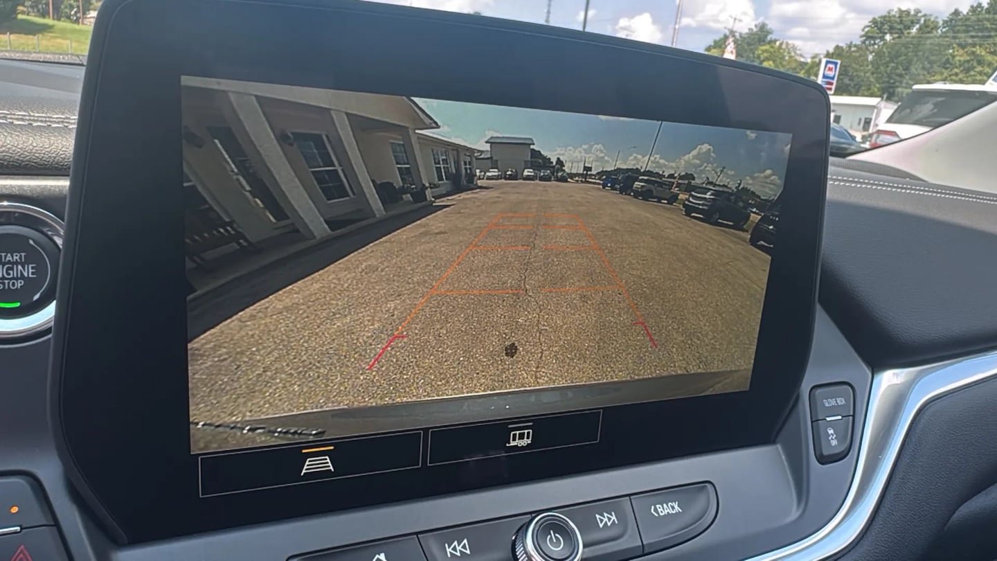 Used 2024 Chevrolet Blazer LT AWD/4WD image 13