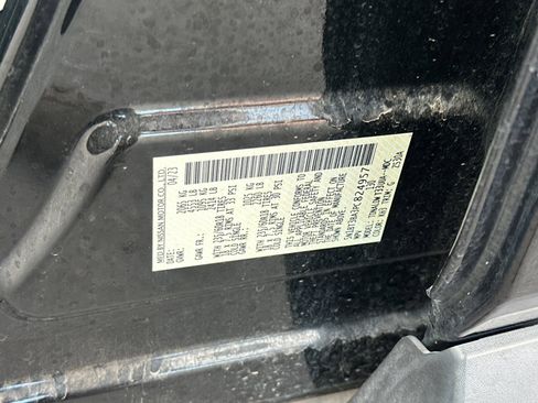 Used 2023 Nissan Rogue SV image 26