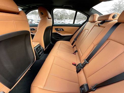 New 2025 BMW 330i Sedan w/ M Sport Package image 22