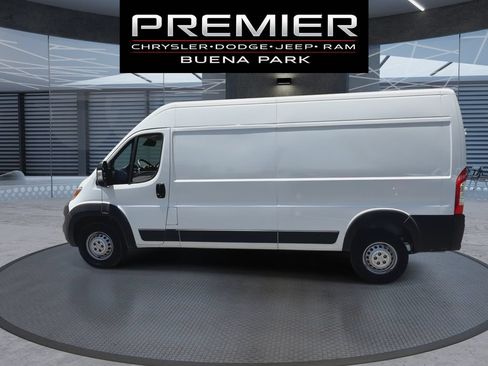 Used 2025 RAM ProMaster 3500 w/ Convenience Group FWD image 5
