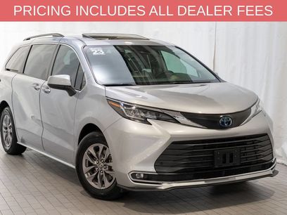 Certified 2023 Toyota Sienna XLE