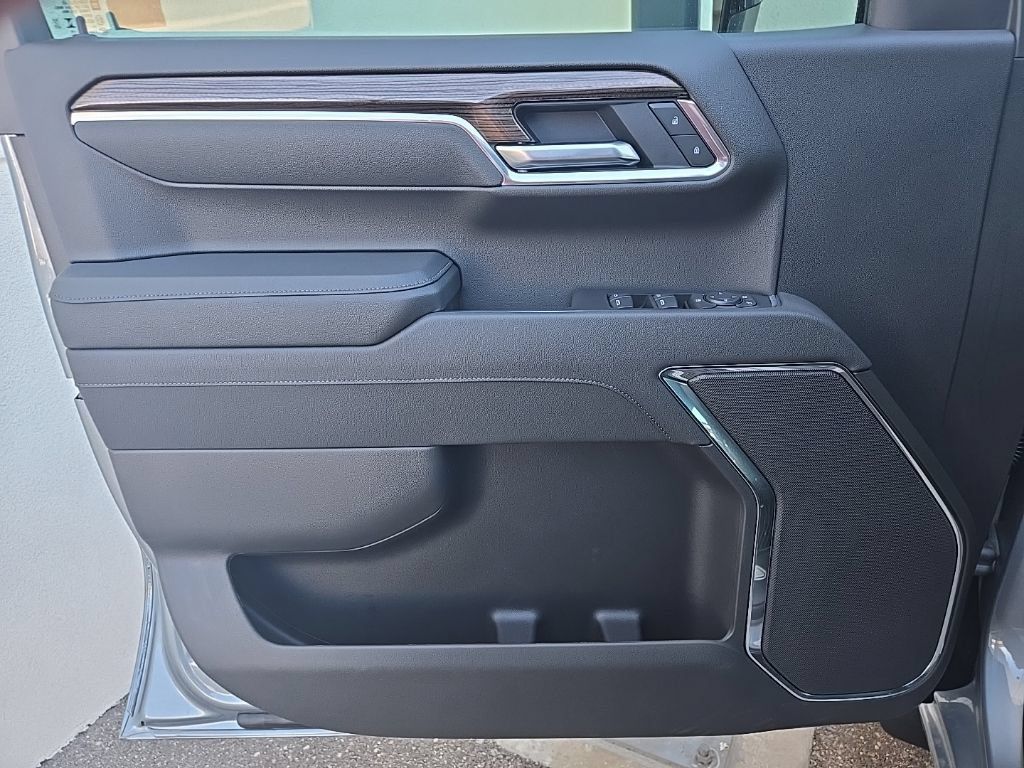 New 2026 Chevrolet Silverado 1500 RST RWD image 11
