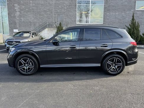 Used 2025 Mercedes-Benz GLC 300 4MATIC image 6