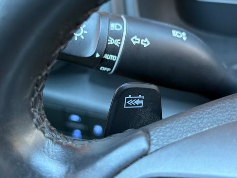 Used 2020 Hyundai Kona Limited image 33