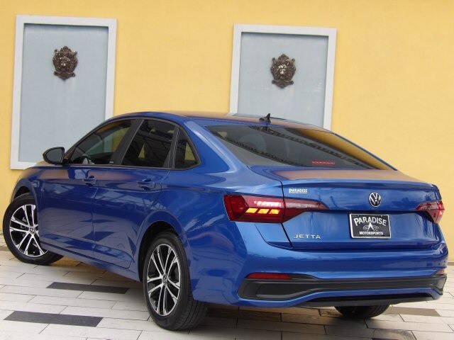 Used 2023 Volkswagen Jetta Sport FWD image 6