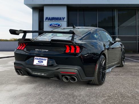 Used 2025 Ford Mustang Dark Horse RWD image 7