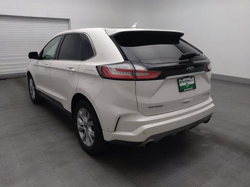 Used 2019 Ford Edge Titanium w/ Equipment Group 301A FWD image 5