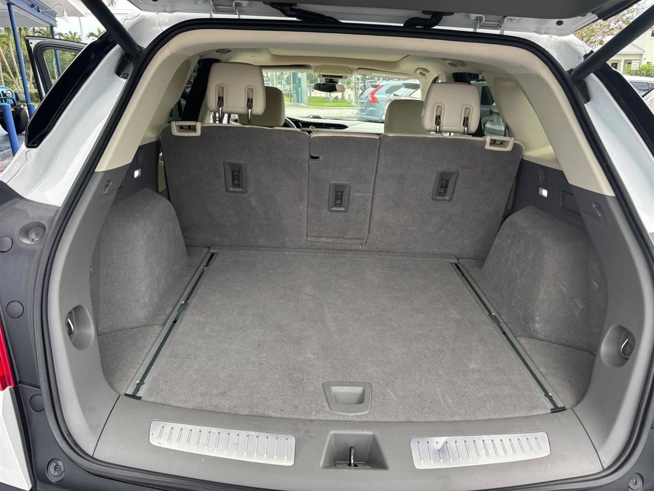 Used 2019 Cadillac XT5 Luxury AWD/4WD image 13