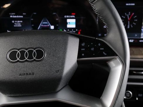 Used 2025 Audi Q5 Premium Plus AWD/4WD image 20