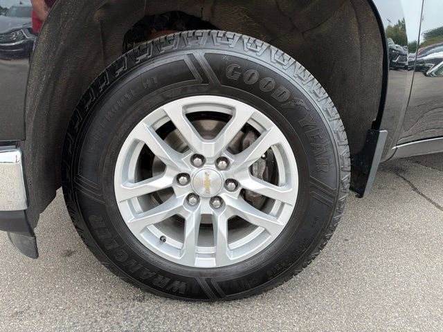 Used 2021 Chevrolet Silverado 1500 LT AWD/4WD image 10
