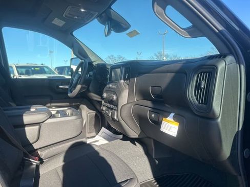 New 2026 Chevrolet Silverado 2500 Custom w/ Custom Value Package AWD/4WD image 33