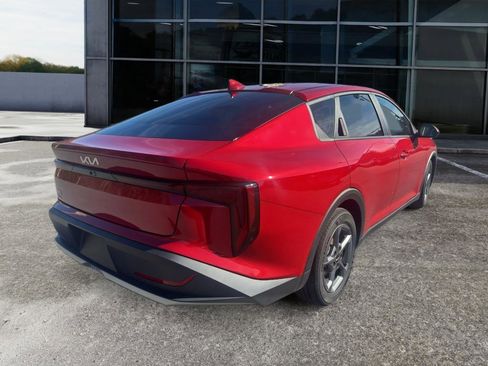 Certified 2025 Kia K4 LXS image 5