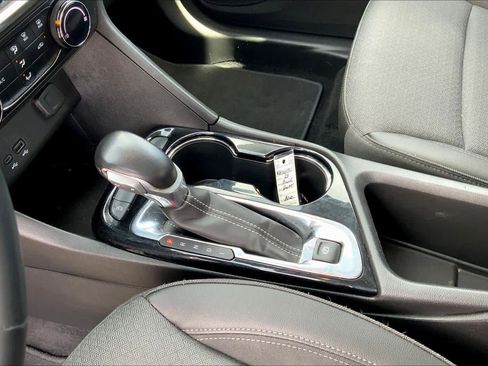 Used 2024 Buick Encore GX Preferred image 15