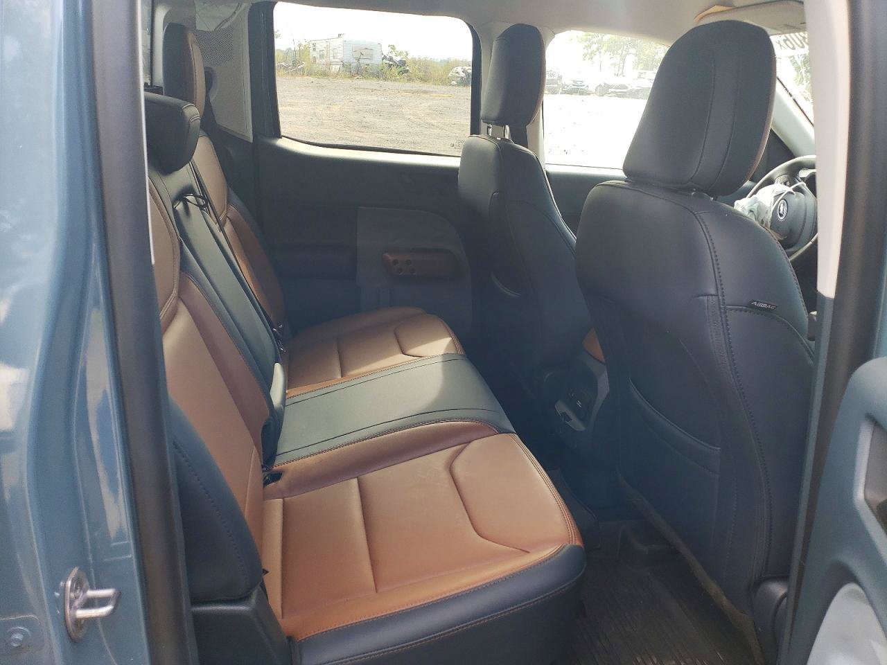 Used 2023 Ford Maverick Lariat w/ Lariat Luxury Package FWD image 7