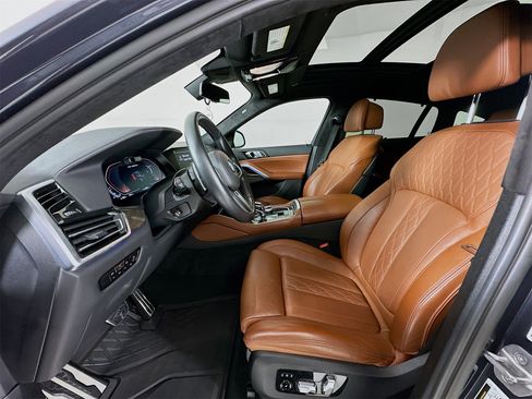 Used 2022 BMW X6 M50i w/ Executive Package image 22
