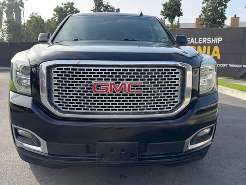 Used 2016 GMC Yukon XL Denali image 12