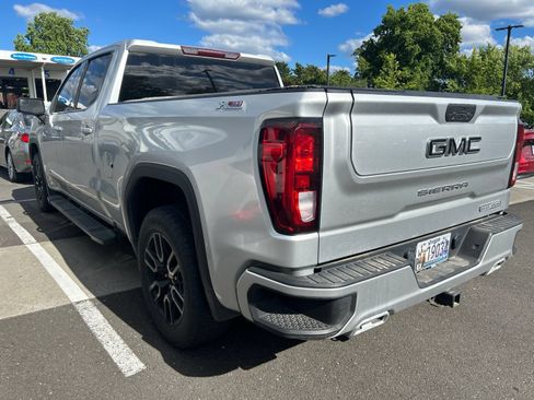 Used 2021 GMC Sierra 1500 Elevation w/ LPO, Elevation Black Package AWD/4WD image 7