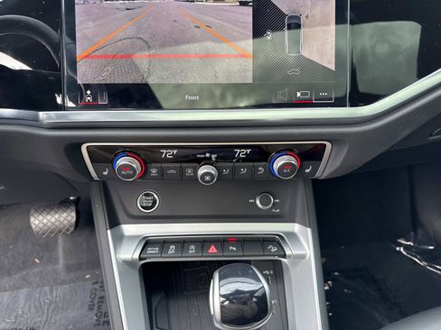 Used 2024 Audi Q3 2.0T Premium Plus image 27