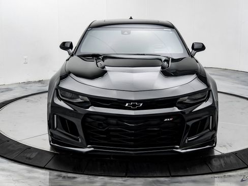 Used 2021 Chevrolet Camaro ZL1 image 29