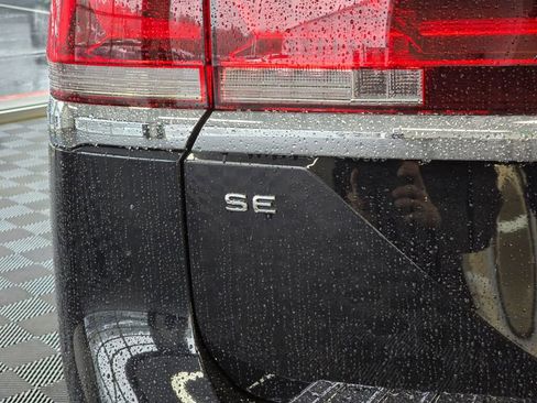 New 2026 Volkswagen Atlas SE image 14