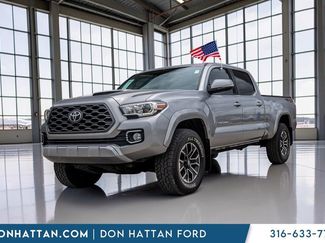 Used 2020 Toyota Tacoma TRD Sport AWD/4WD video 1