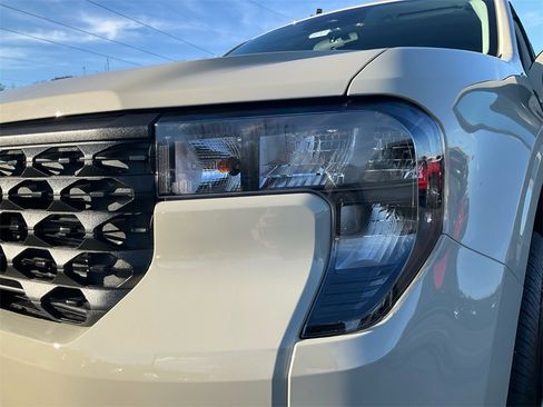 New 2025 Ford Maverick XLT image 16