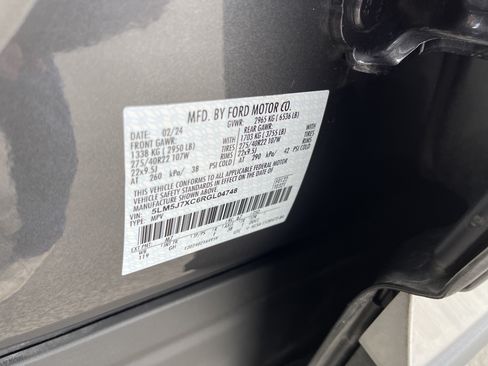 Used 2024 Lincoln Aviator Reserve w/ Equipment Group 201A AWD/4WD image 41