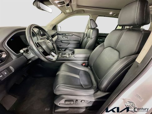 Used 2023 Honda Pilot Touring image 21