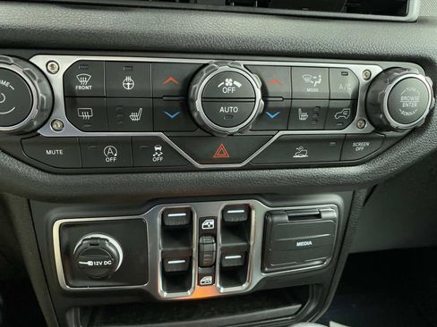 New 2026 Jeep Wrangler Sport S image 9