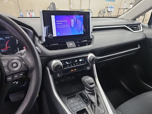 Used 2024 Toyota RAV4 LE image 19