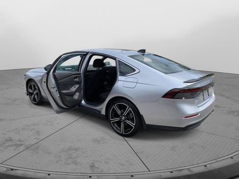 Certified 2025 Honda Accord Sport image 31