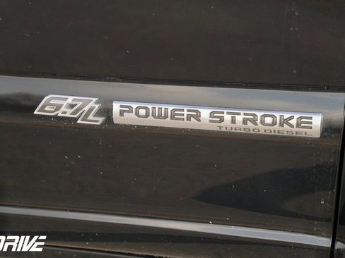 Used 2017 Ford F350 Platinum w/ Platinum Ultimate Package image 15