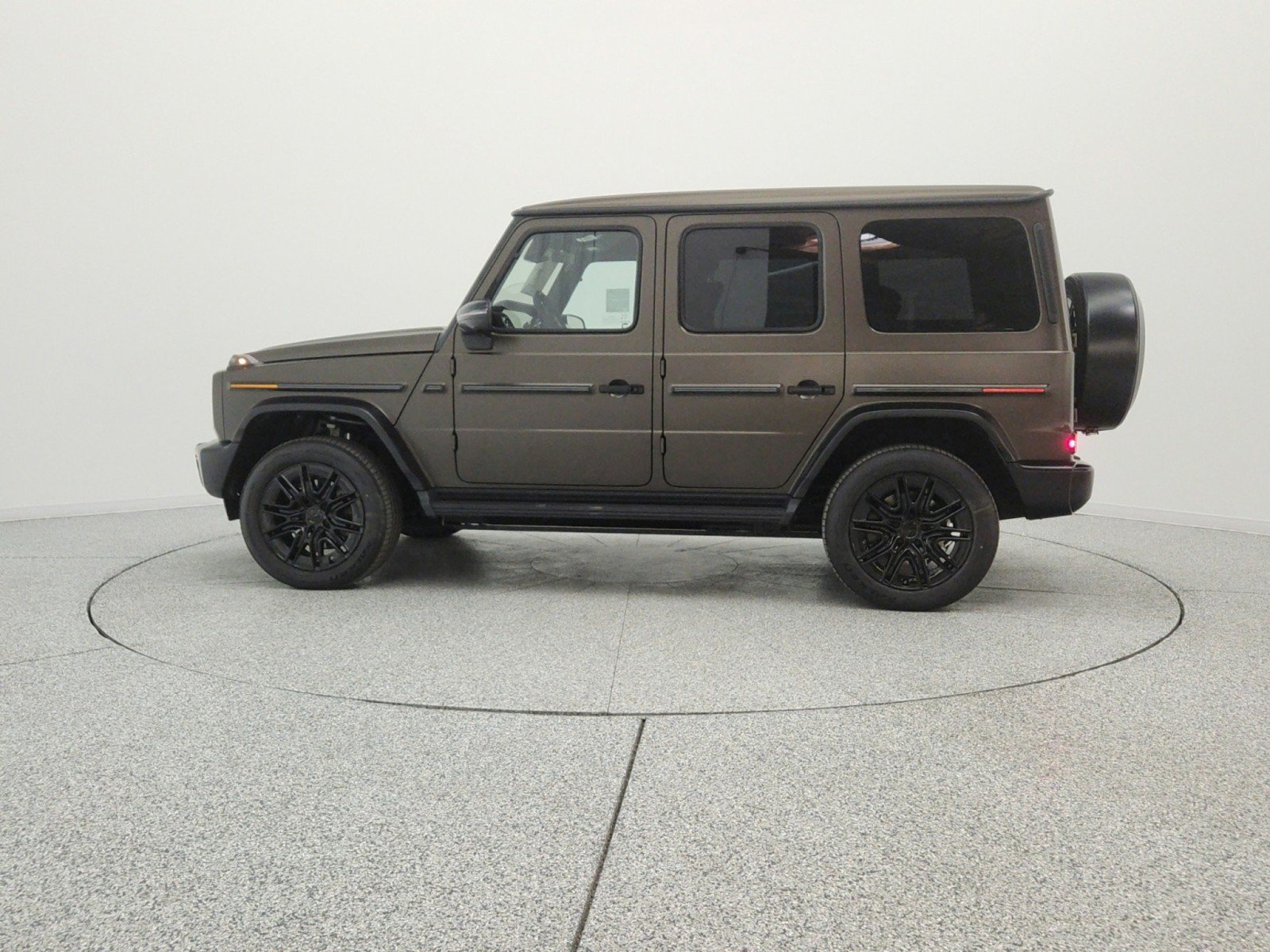 New 2027 Mercedes-Benz G 580 e image 8