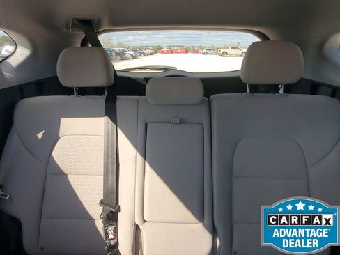 Used 2019 Hyundai Tucson SE w/ Cargo Package image 14