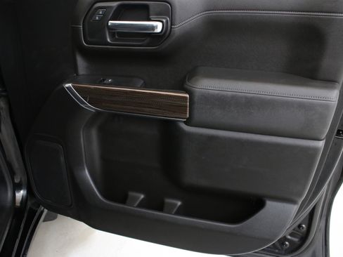 Used 2019 Chevrolet Silverado 1500 LT w/ All-Star Edition image 30