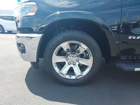 Used 2025 RAM 1500 Big Horn AWD/4WD image 9